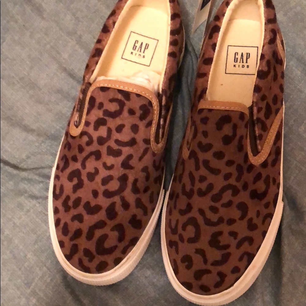 Gap sneakers